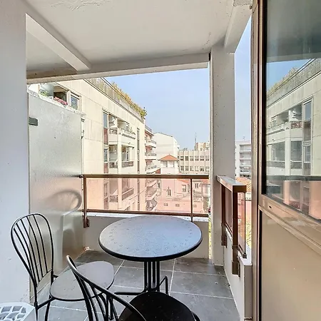 Résidence Graziella 527 * Juan-les-Pins